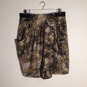 Wera Stockholm, soft fabric skirt, comfortable fit and gorgeous pattern