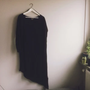  - Tunnare längre tröja från h&m, superskön och fin!