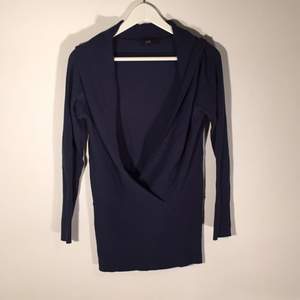 Knitted blouse, dark blue. Made in Italy