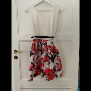 Klänning S - Klänning av okänt märke, S-M