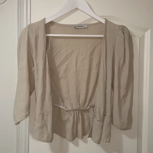 Blus  - Blus från chiquelle storlek 34/xs 