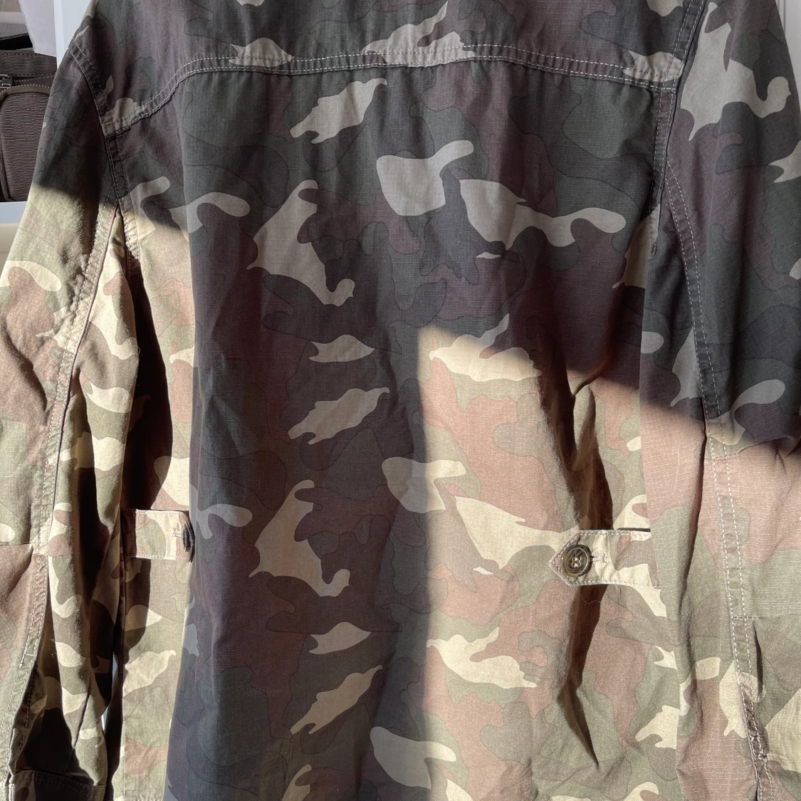 Jacka med militärmönster! - 90