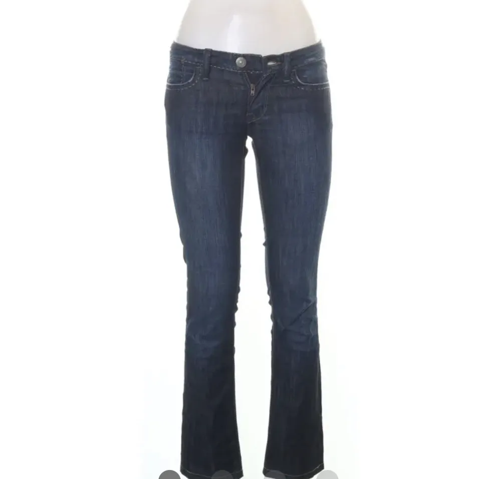 Jeans från Massimo Dutti. Jeans & Byxor.