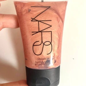 NARA illuminator Orgasm - 90% kvar