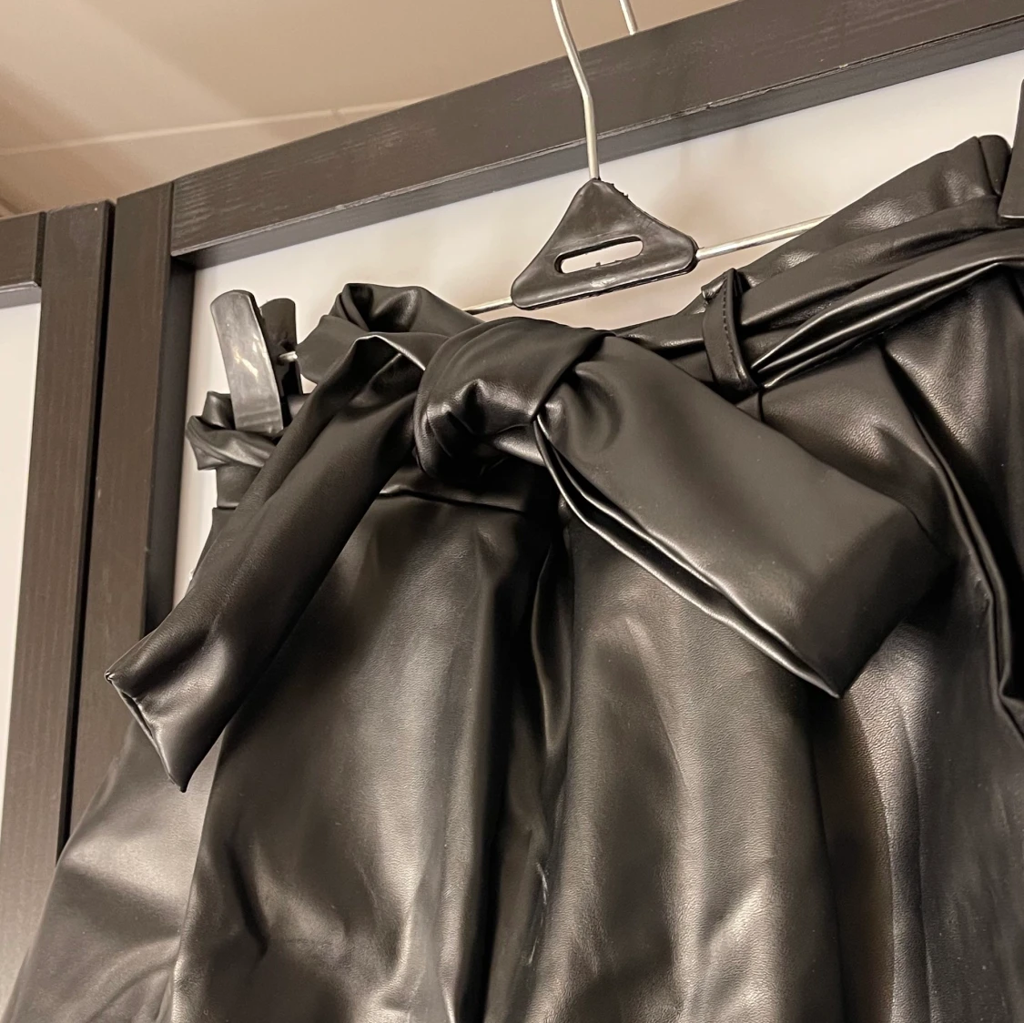 Läder shorts från NLY storlek XS - 91