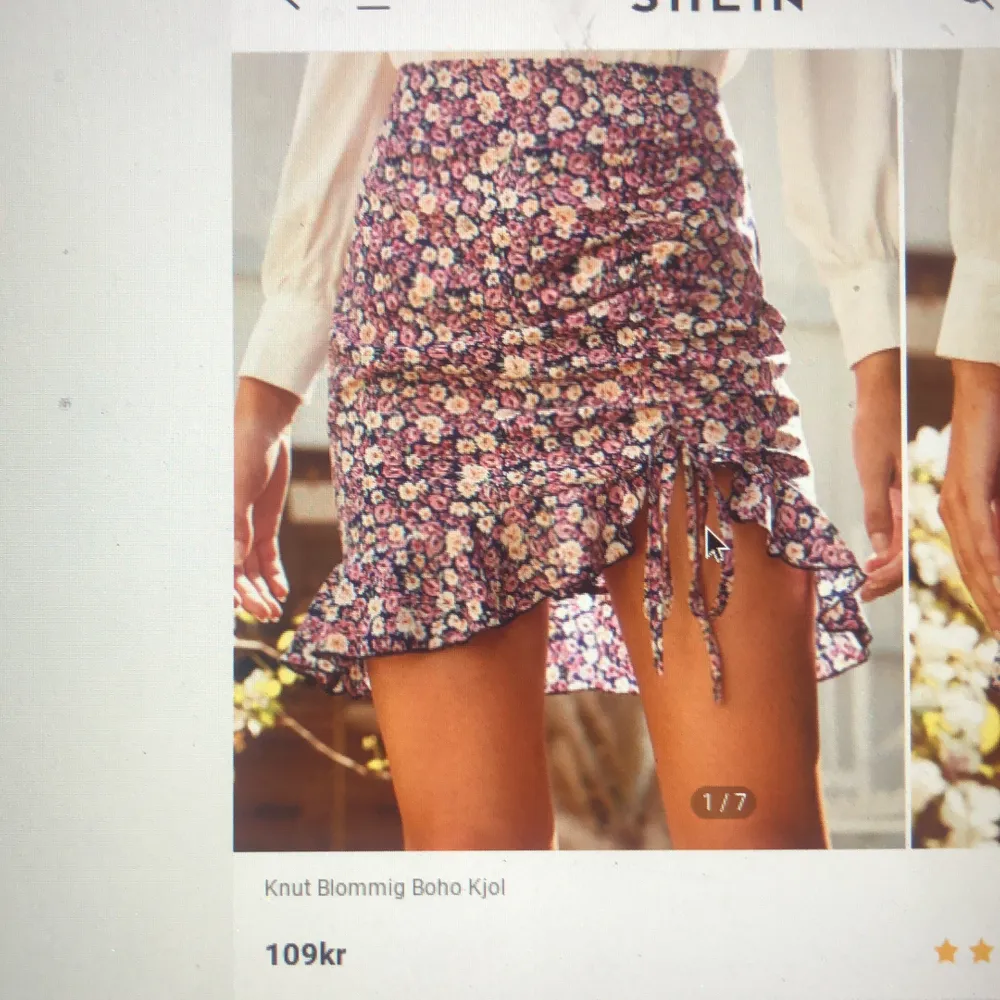 En blommig kjol från shein helt ny ALDRIG ANVÄND pga fel storlek . Kjolar.
