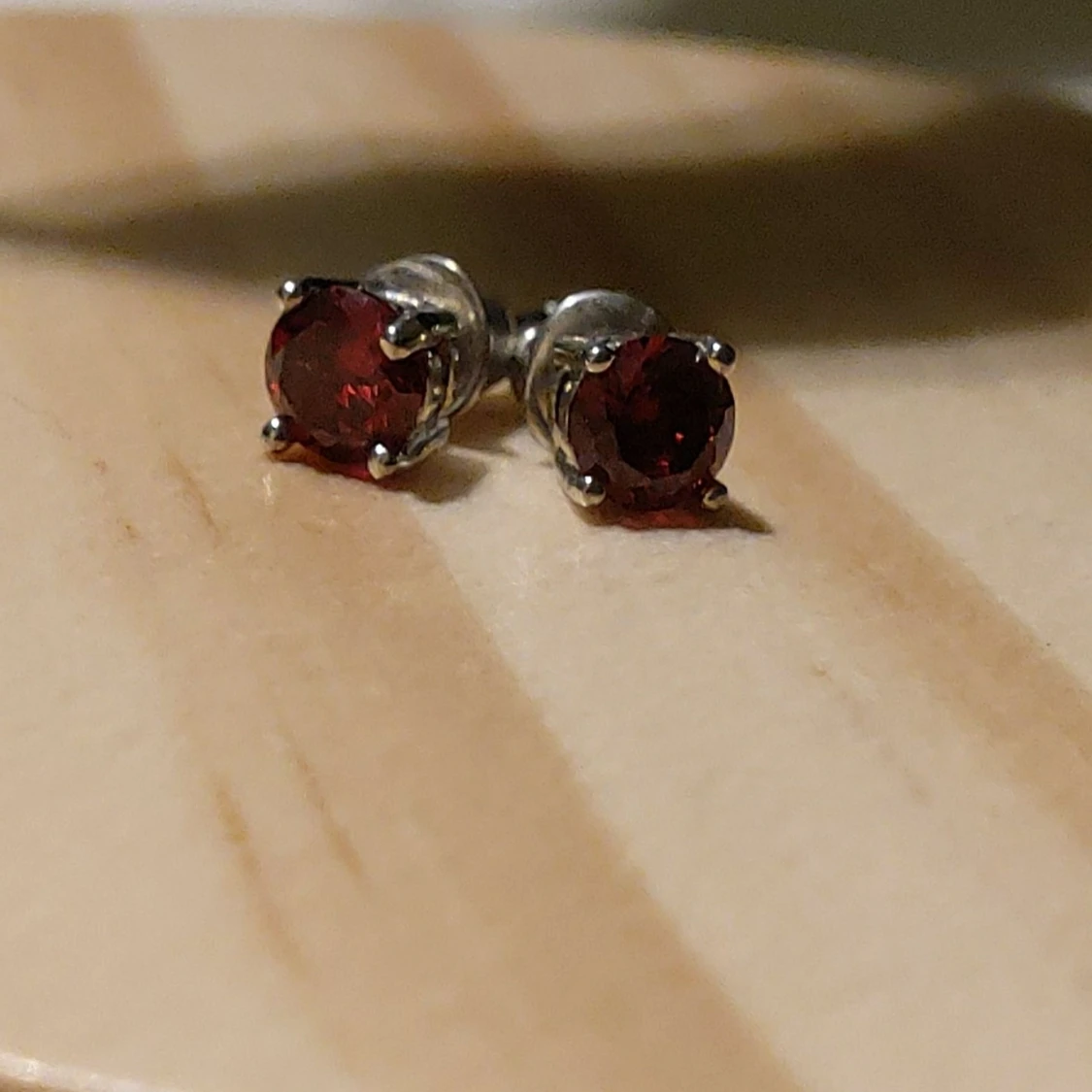 Tre väldigt fina örhängen - 91