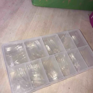  - Transparenta tippar med ca 450/500 kvar. Frakt tillkommer