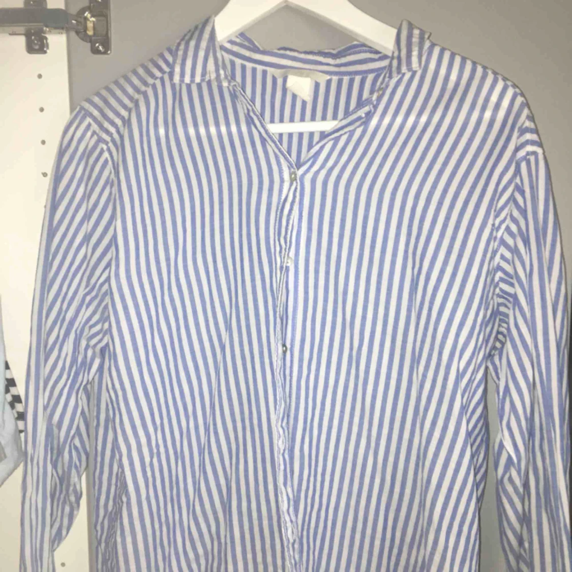 Superskön sommarskjorta✨ - 90