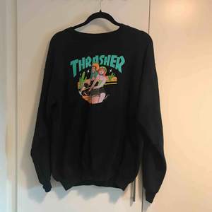 Ovanlig Thrasher tröja i mycket bra skick. Självklart äkta! Finns i Stockholm alternativ postar, köpare står för frakt.