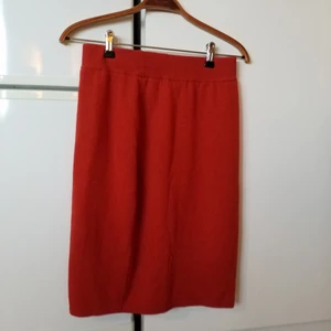  - Röd vintagekjol med innerfoder