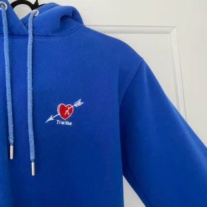 Junkyard hoodie  - Snygg blå hoodie från Junkyard i storlek S/M 💙 Slut på hemsidan<3 150kr+ frakt