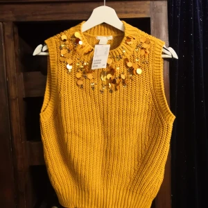 Ny väst H&M - Helt oanvänd väst med prislapp