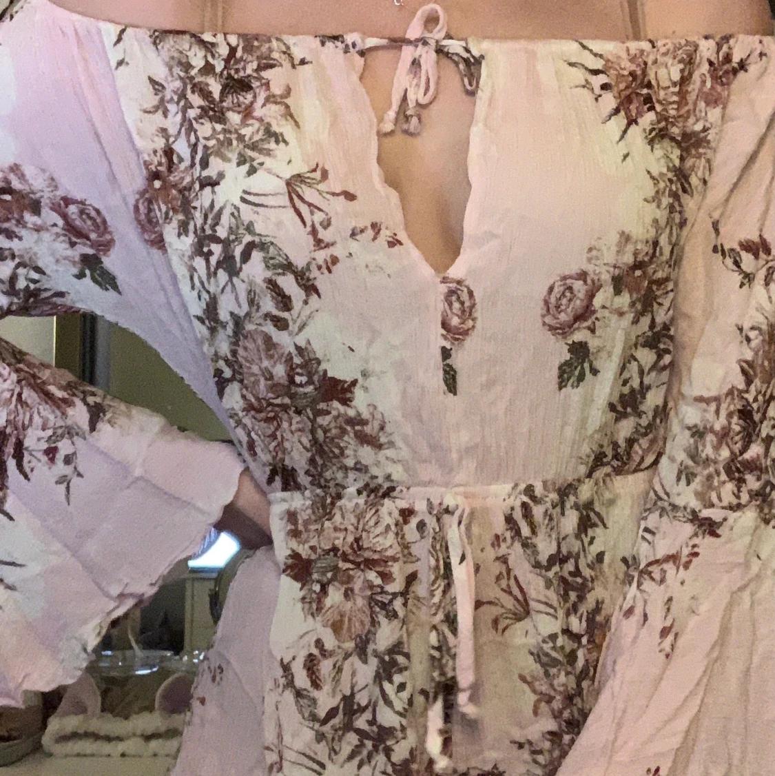 Blommig Byxdress  - 90