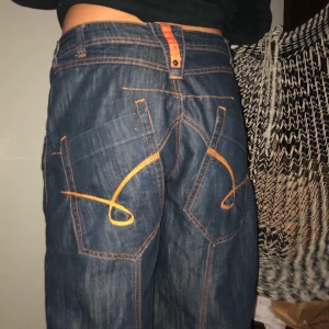 Only jeans  - Skitsnygga jeans från only som jag tyvärr inte använder. Skitsnygga där bak💗💗