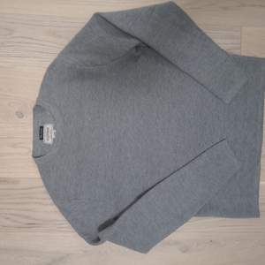 Light Grey sweater 