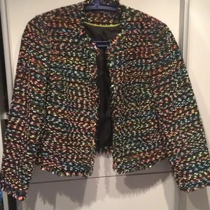  - En fin Chanel inspirerad blazer. 
Använd endast en kväll. 

