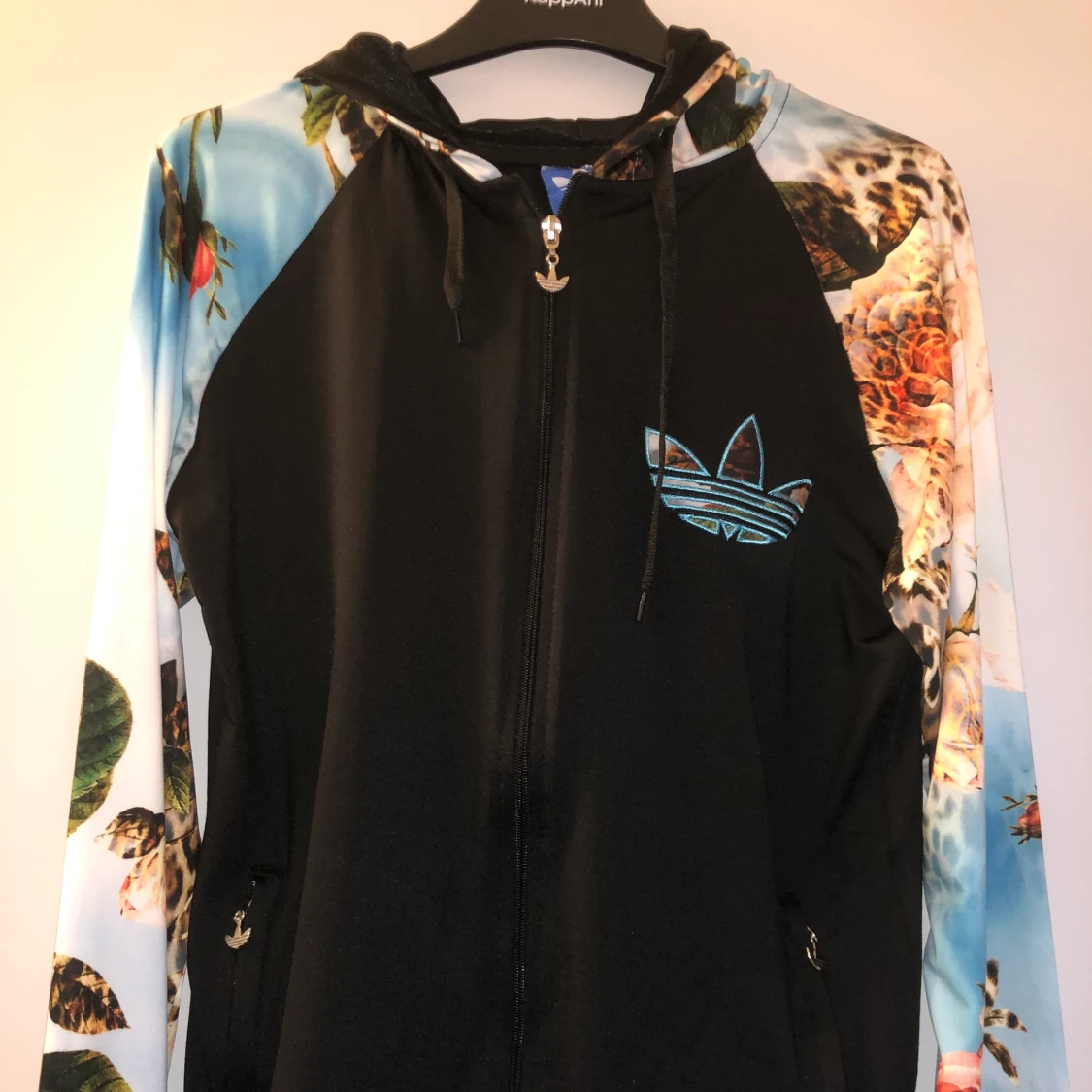 Adidas / Nike kofta storlek 36-38 - 91