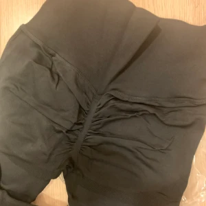 Seamless Scrunch Tights  - Storlek M - men passar S! Nya!