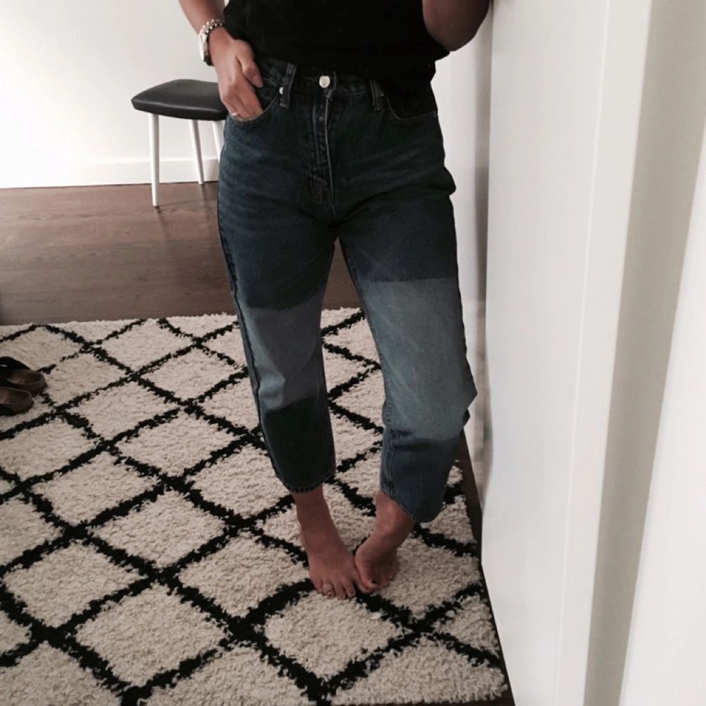 Högmidja cheap monday jeans - perfekt | Plick Second Hand