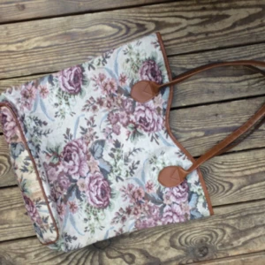  - Jätte fin väska i fint skick.