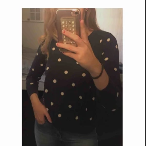  - Känns lite mindre än M i armarna! 