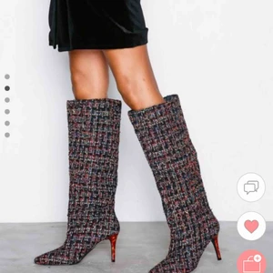  - Tweedstövlar med klack och pointed tå från Nelly Helt nya, bara provade, kommer i kartong.  Kan mötas upp eller skicka för 75kr.😊