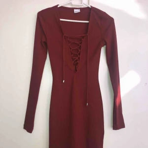  - Jätte fin klänning ifrån Gina som endast är använd 1 gång. Frakt ingår i priset