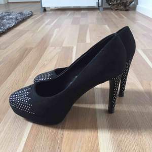 Size: 38 Colour: Black New!!! Not worn!!!