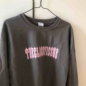  - Tröja från the classy issue, oversized