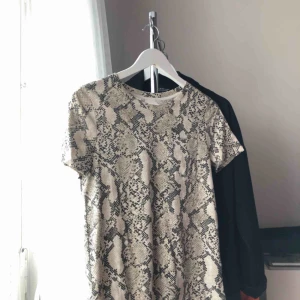  - Vanlig tröja med en ficka!