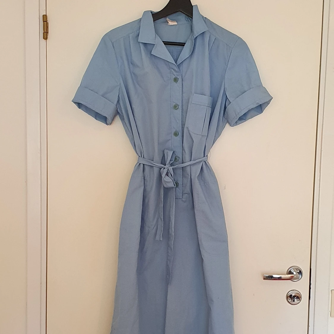Ljusblå sommarklänning  - 90