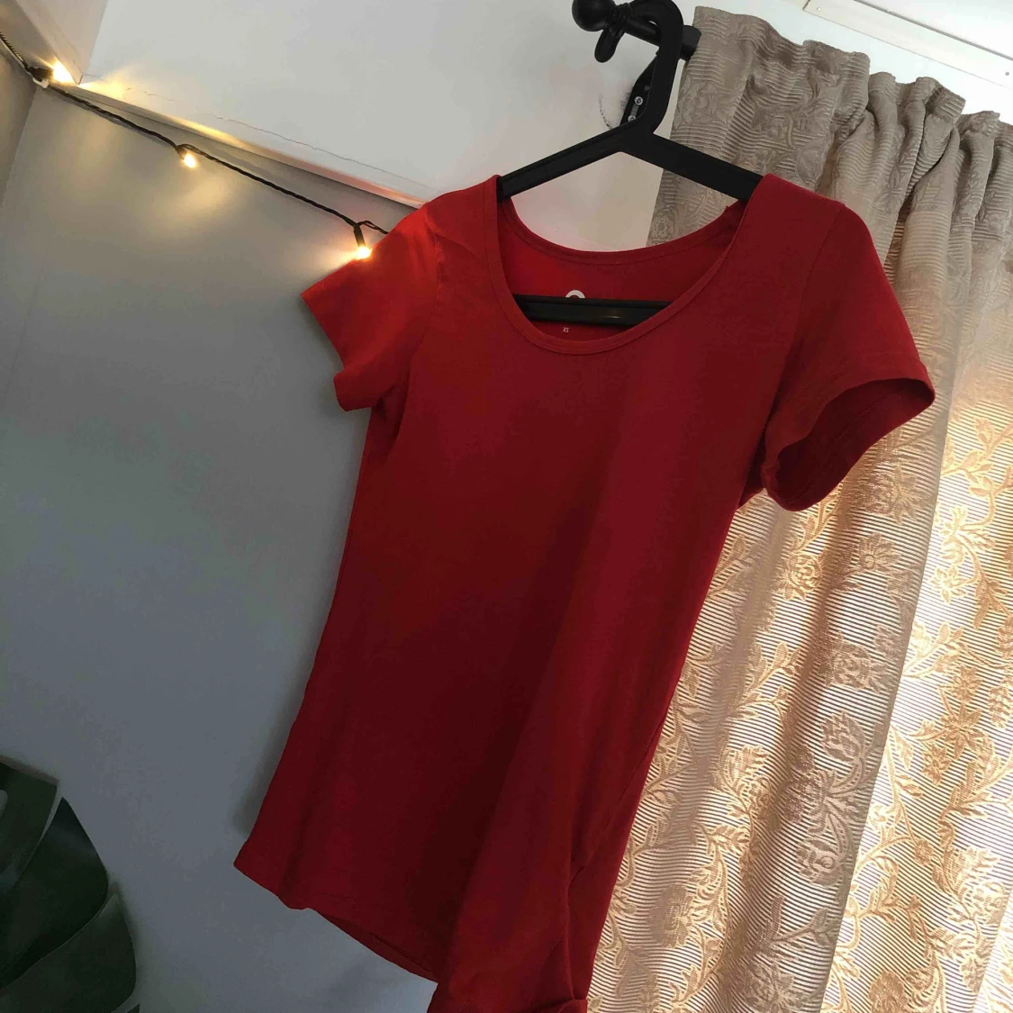 Röd t-shirt  - 90