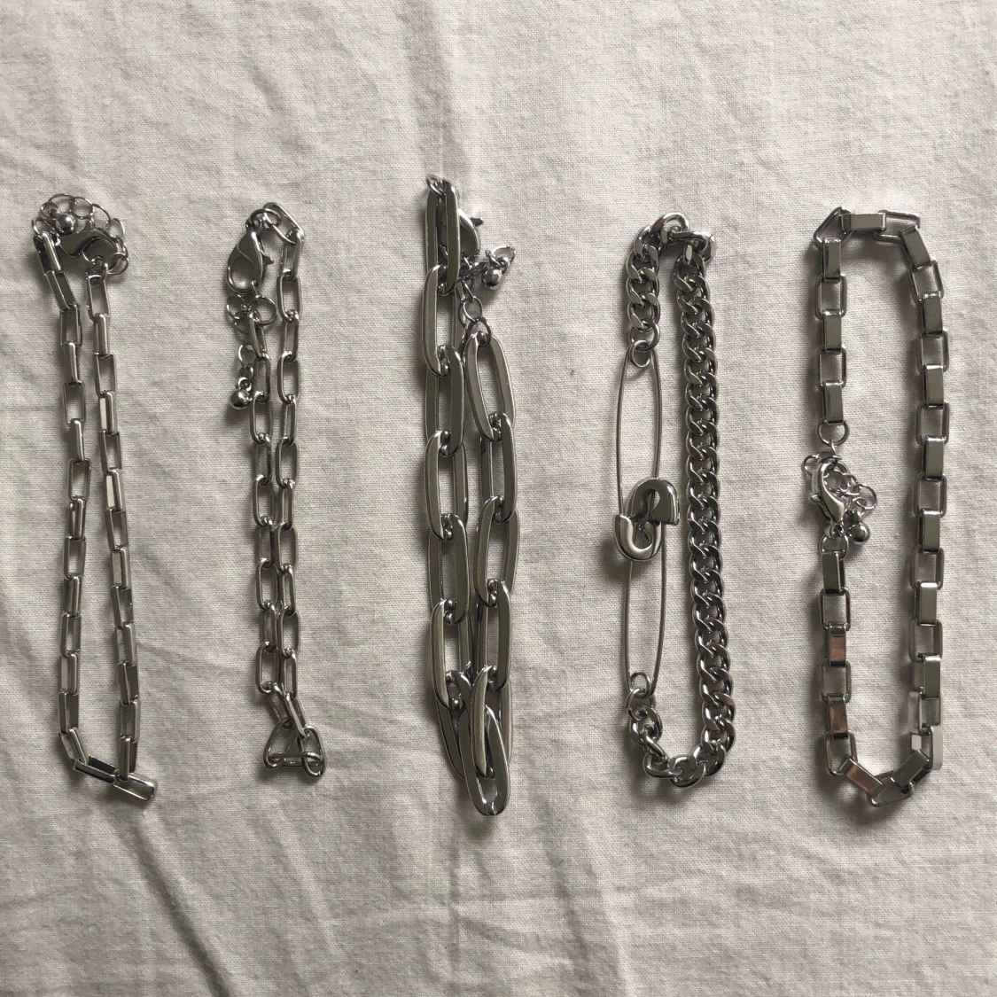 Silverfärgade armband 🖤