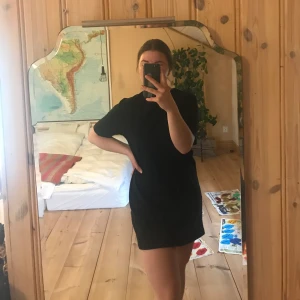 T-shirtklänning - Skitsnygg oversized T-shirt, perfekt till sommaren!