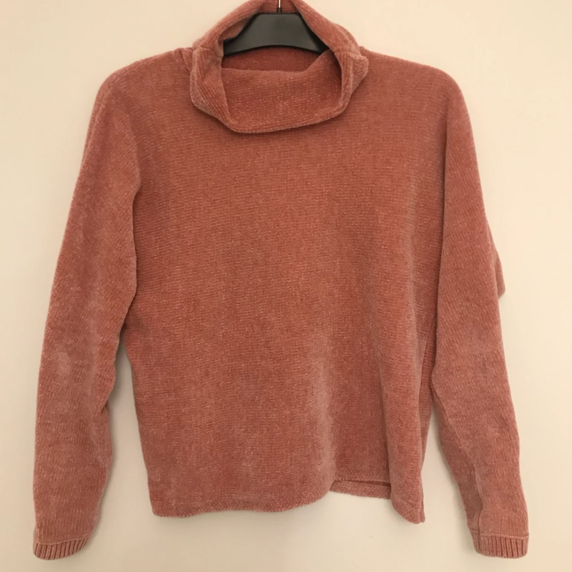 Tjockare tröja med krage - 90