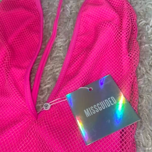 BADDRÄKT  - Oanvänd 