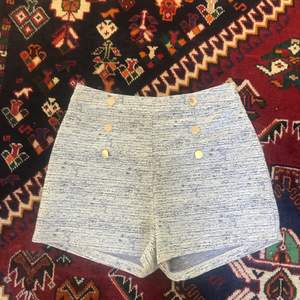 Fina shorts, köpta här på Plick:) Säljer pga för stora. Frakt 49 kr.