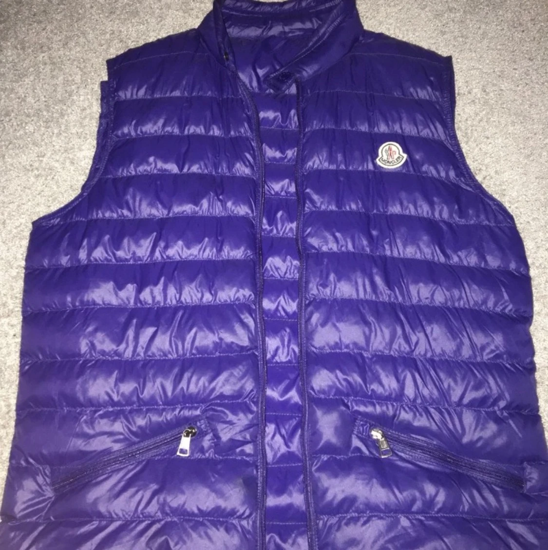 Moncler väst - 90