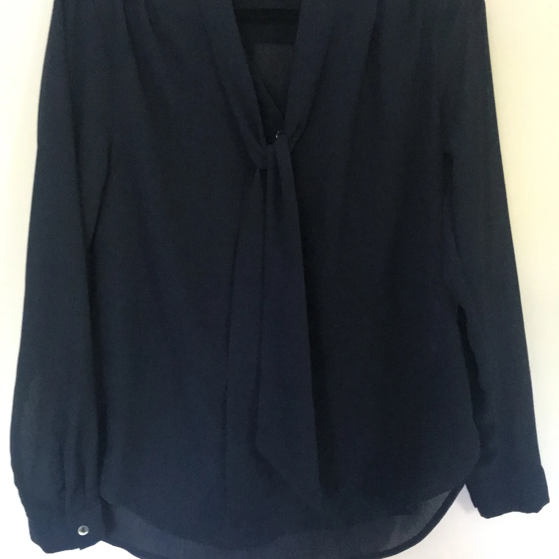 Marinblå blus storlek 40 - 90