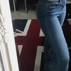  - Skitsnygga raka Jeans Pris kan diskuteras Frakt tillkommer!☺️
