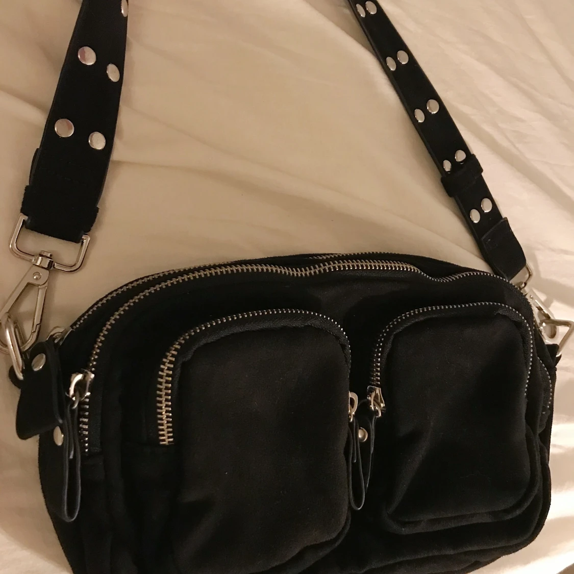 Svart handväska - 90