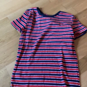 T-shirt från intersport - Helt oanvänd, bra skick!