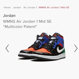 Jordan 1 mid Multicolor Patent - Beställde hem dessa i storlek 36 i hopp om att de skulle passa mig men inser nu att de inte gör det tyvärr. Kan tänka mig att släppa de för 1 600kr (exkl frakt) eller bud