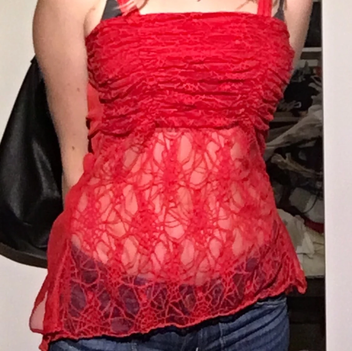 Rött messa linne med spindelnätsmönster♥️ - 91