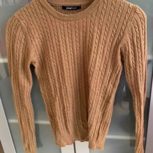  - Ett plagg som inte är trasigt eller några hål