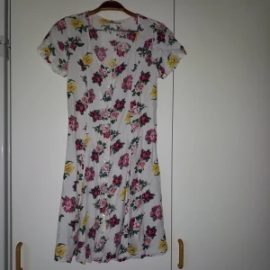 Vintageklänning  - Superfin klänning, vintage, från början från Indiska