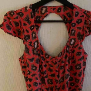  - Klänning från topshop, frakten ingår 