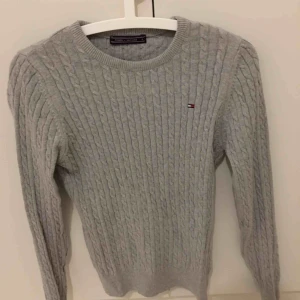  - Tommy hilfiger oanvänd 