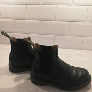  - Damsko i storlek 36. Inköpta förra säsongen och i fint skick. Är ej använda särskilt mycket då det var för små och anledning till att jag nu säljer dem. Hämtas i Årsta 